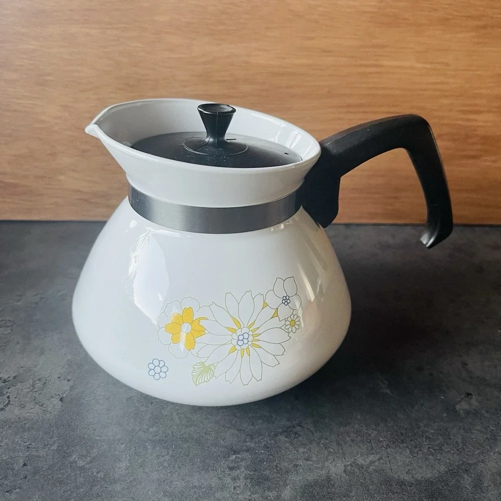 VTG Corning Ware 6 Cup Tea Pot P-104  Floral Bouquet Stovetop Kettle Retro 70s